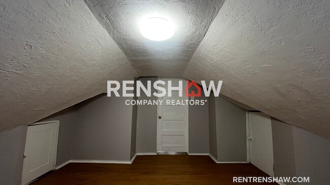 Building Photo - 1817 Edward Ave