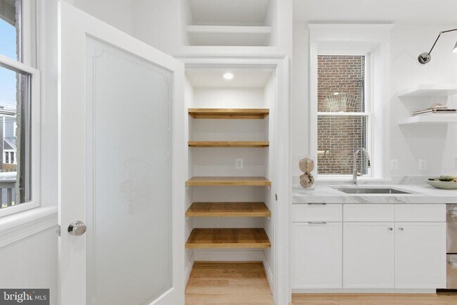 Building Photo - 1319 East Capitol St SE