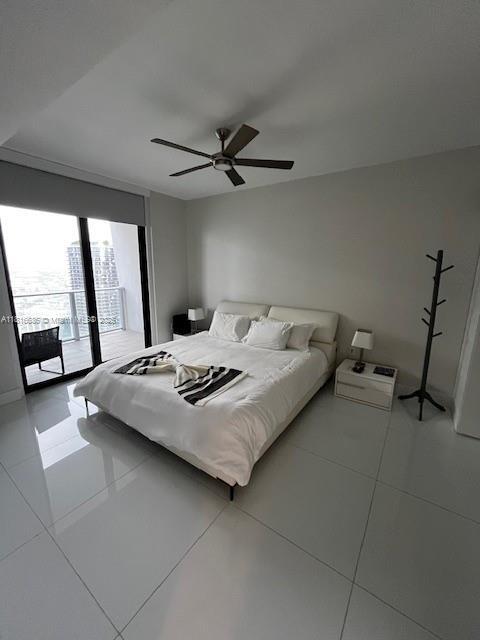 Building Photo - 1010 Brickell Ave