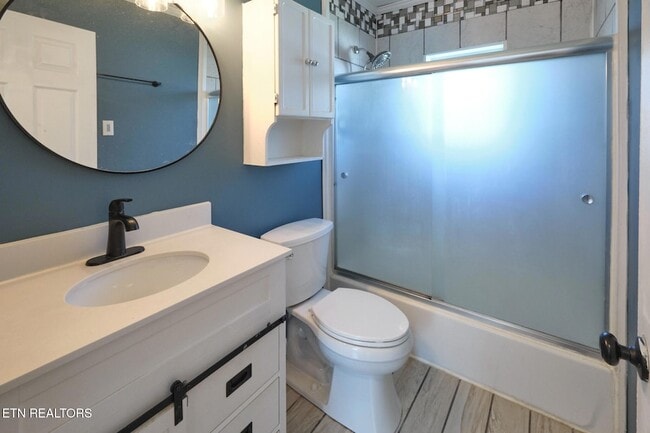 Building Photo - 548 Murray Rd NW