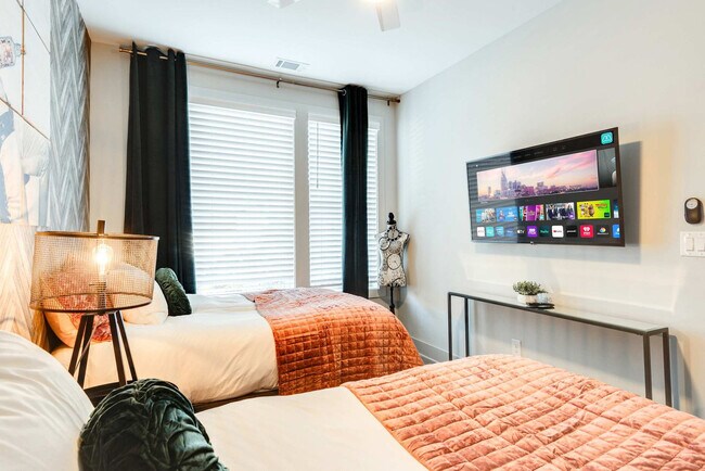 Building Photo - 1112 Harmony Way