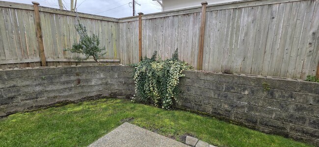 Building Photo - 2313 116th St SW