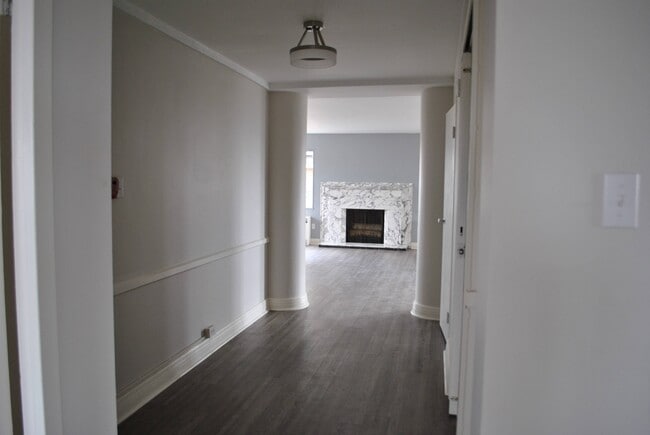 Building Photo - The Tuscany Apartments 300 Washington Rd.