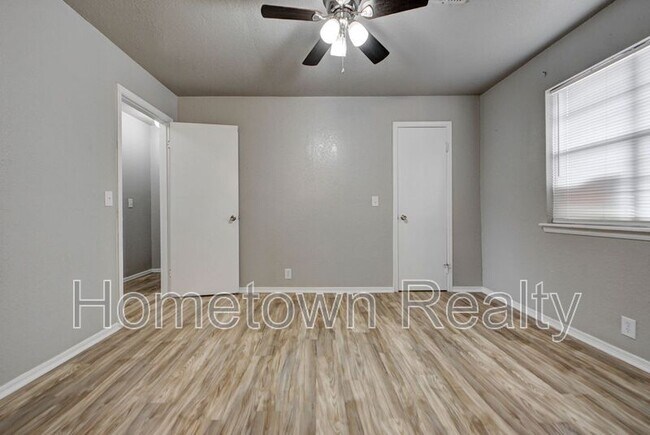 Building Photo - 8075 NW 23rd St