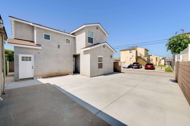 Building Photo - 4643 Pepperwood Ave