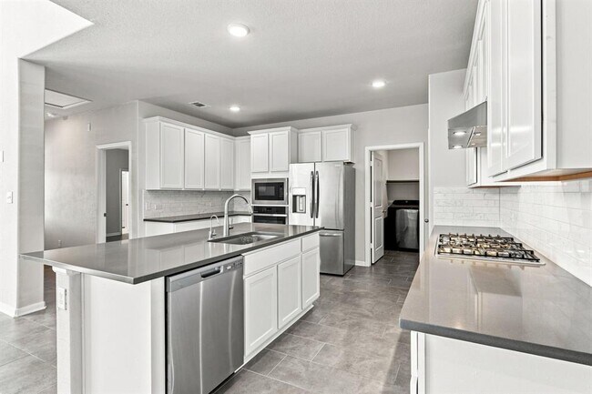 Building Photo - 658 Cherrystone Loop