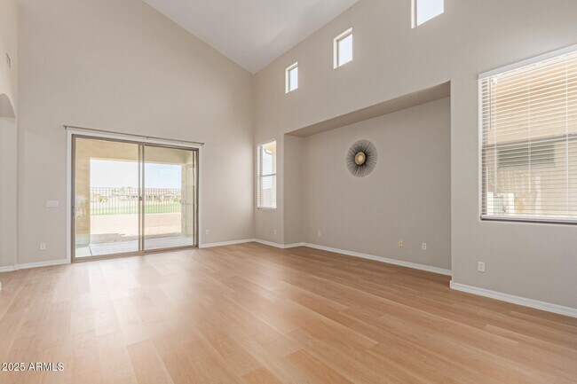 Building Photo - 2417 N 142nd Ave