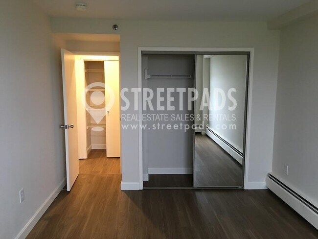 Building Photo - 2 bedroom in Cambridge MA 02138