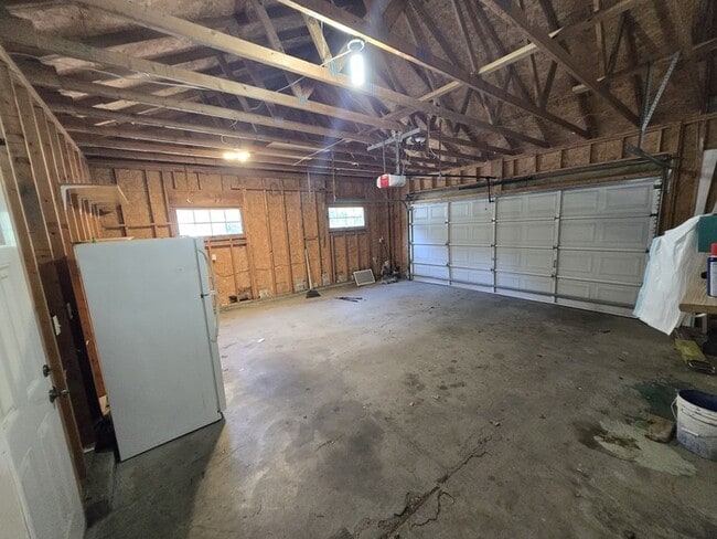 Building Photo - 5093 W Elm Ct
