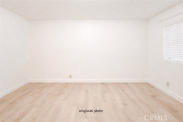 Building Photo - 141 N Parkwood Ave