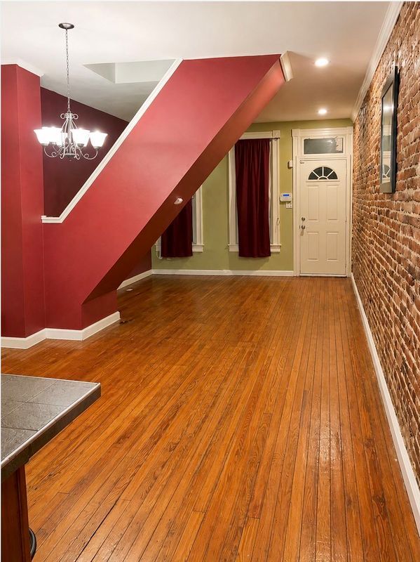 Building Photo - 2823 Maisel St