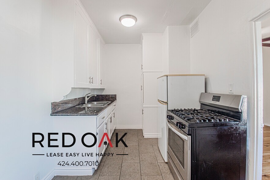 Building Photo - 1518 S Wilton Pl