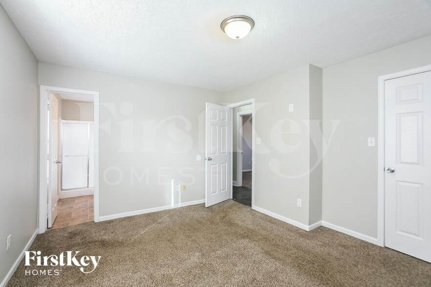 Building Photo - 7750 Cross Willow Blvd