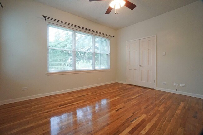 Building Photo - 149 Downing Dr