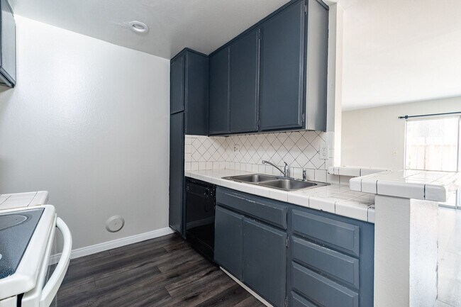 Building Photo - 2300 S Hacienda Blvd