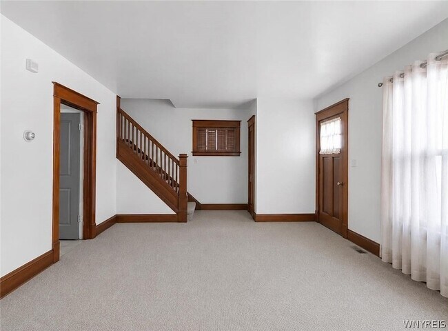 Building Photo - 2830 Macklem Ave
