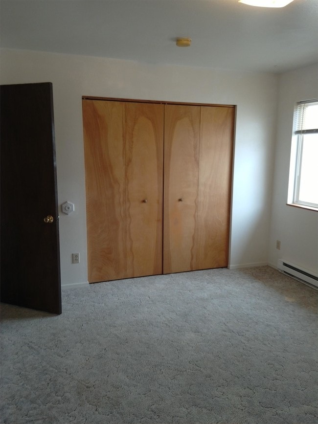 Building Photo - 369 Cole Ave