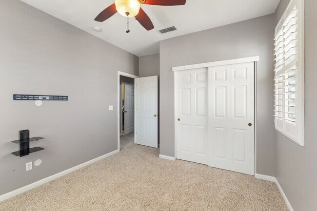 Building Photo - 5816 Amnest Way
