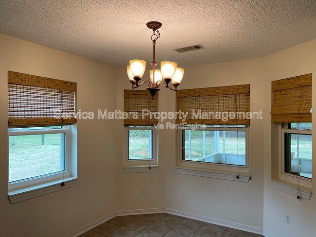 Building Photo - 6274 Robinhood Rd
