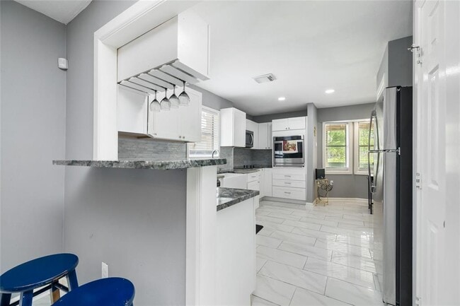 Building Photo - 11714 Fallwood Dr
