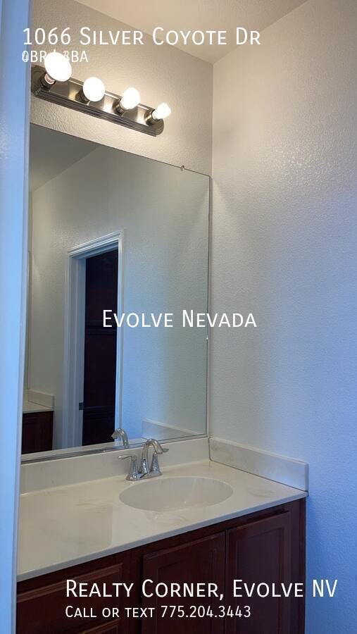 Building Photo - 1066 Silver Coyote Dr