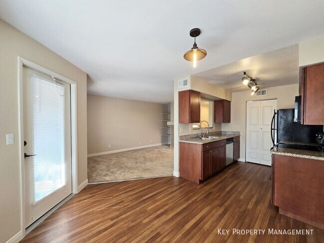 Building Photo - 2750 S Durango Dr