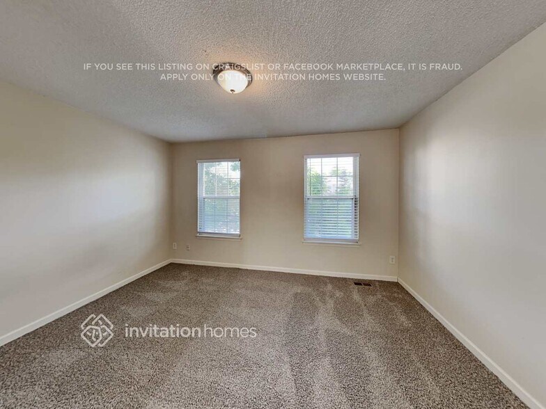 Building Photo - 1811 S Quebec Way