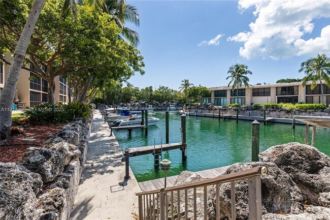 Building Photo - 96000 Overseas Hwy