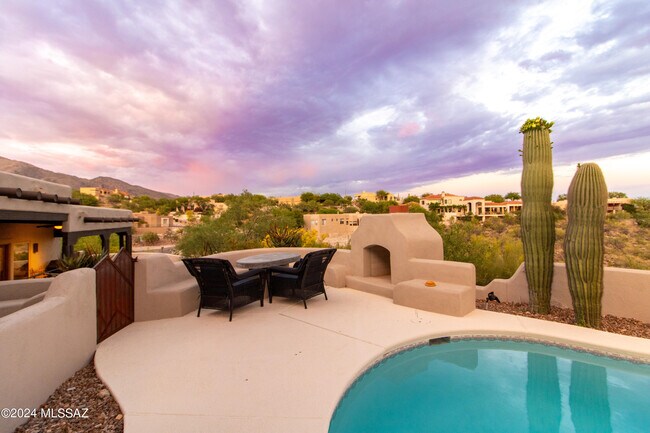 Building Photo - 6269 N Paseo Valdear