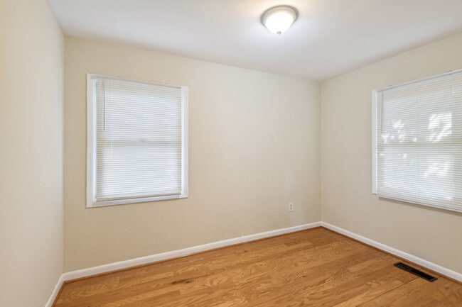 Building Photo - 12507 Starlight Ln