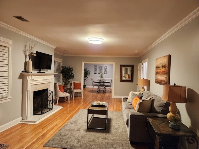 Building Photo - 1215 Trotwood Ave