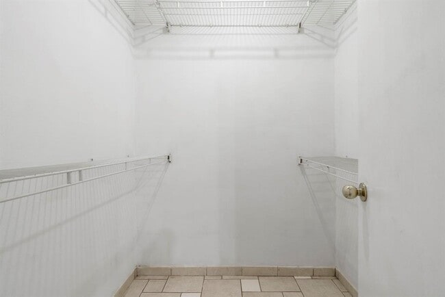 Building Photo - 7703 Peaceful Hill Ln