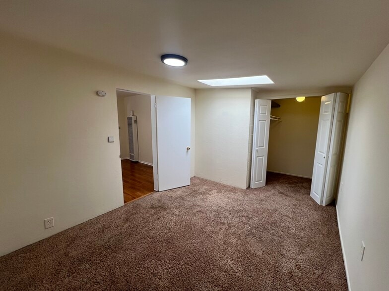 Building Photo - 2019 Cypress Ave