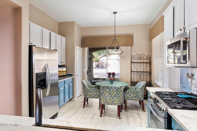 Building Photo - 10527 E Tierra Buena Ln