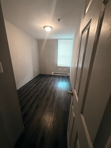 Building Photo - 39 N 10th St