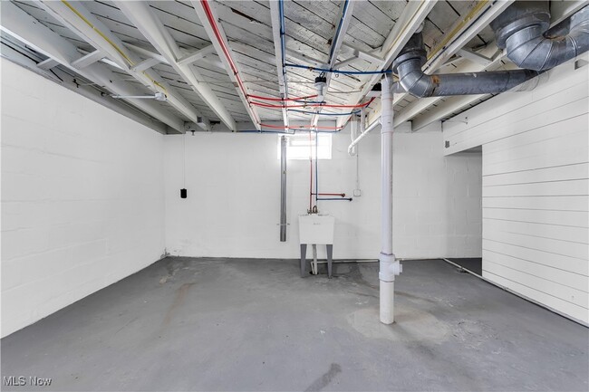 Building Photo - 20671 Nicholas Ave