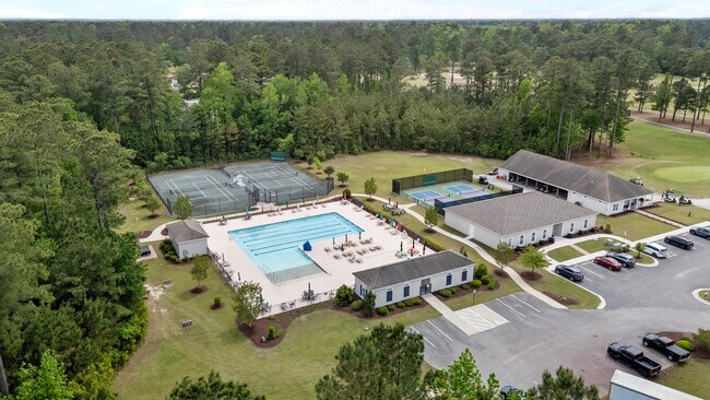Building Photo - 3504 Cranberry Ln