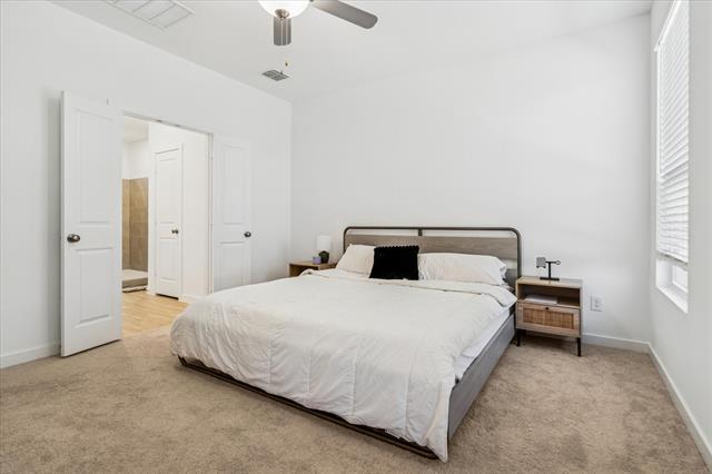 Building Photo - 2214 Walden Pond Blvd