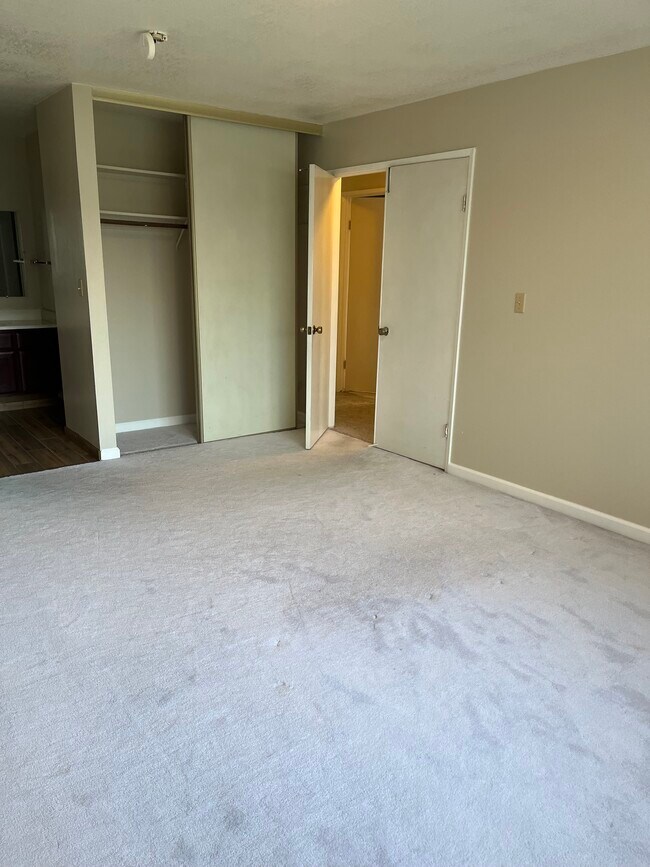 Building Photo - 3164 Brandywine Dr