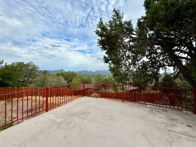 Building Photo - Million-Dollar Views of Granite Mountain &...