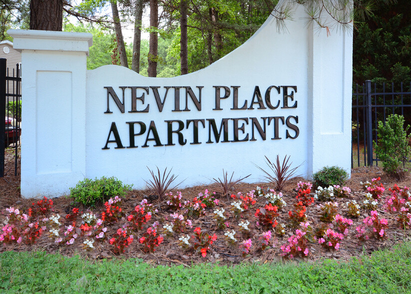 Primary Photo - Nevin Place Apartments