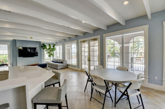 Building Photo - 3606 S Ocean Blvd