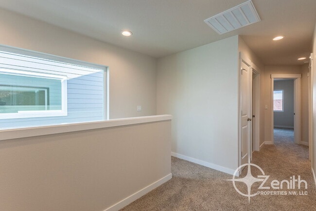 Building Photo - 8509 NE 134th Pl