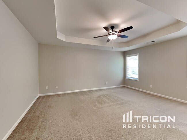 Building Photo - 127 Bethany Manor Dr
