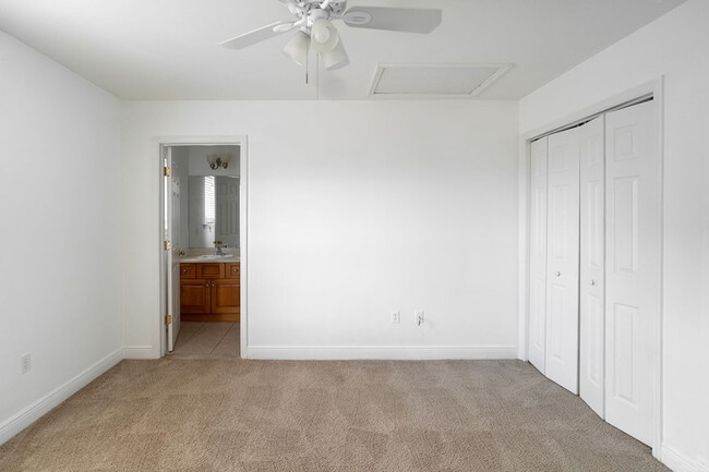 Building Photo - 3384 Sawtooth Dr