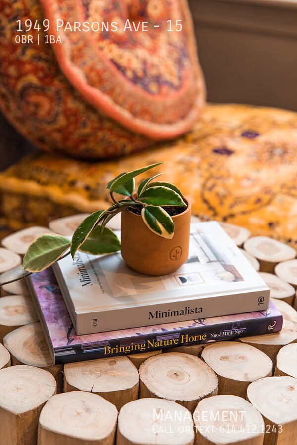 Building Photo - 1949 Parsons Ave