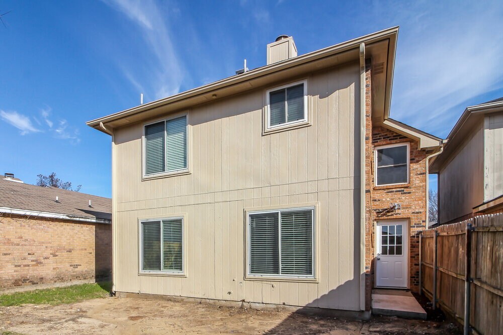 Building Photo - 1115 Colbert Ln