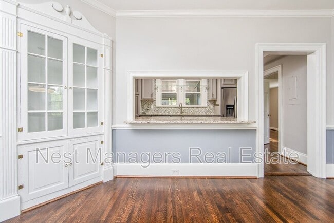 Building Photo - 220 Bradford Ave