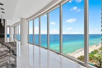 Building Photo - 17901 Collins Ave