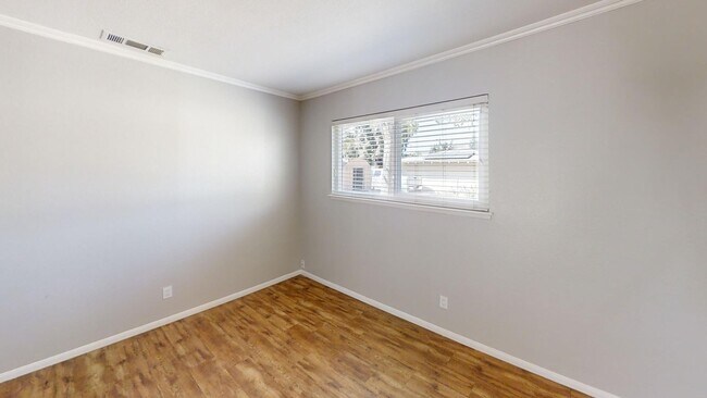 Building Photo - Beautiful Yucaipa 3 bedroom 2 bath Home